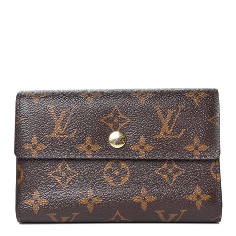 LOUIS VUITTON Monogram Alexandra Wallet .